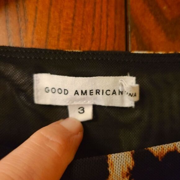 Good American Mesh Power Bodysuit in Bold Leopard Print MSRP $95 - Picture 5 of 10